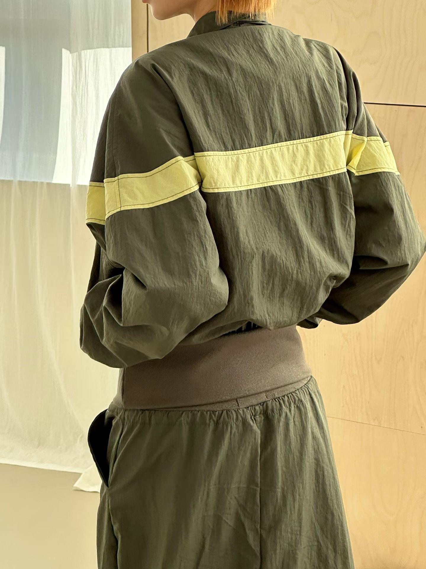拼色立領尼龍外套